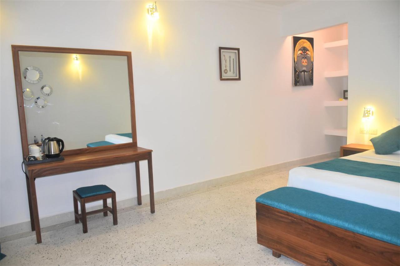 Bed and Breakfast Blue Palm Zanzibar Бвейю Екстер'єр фото