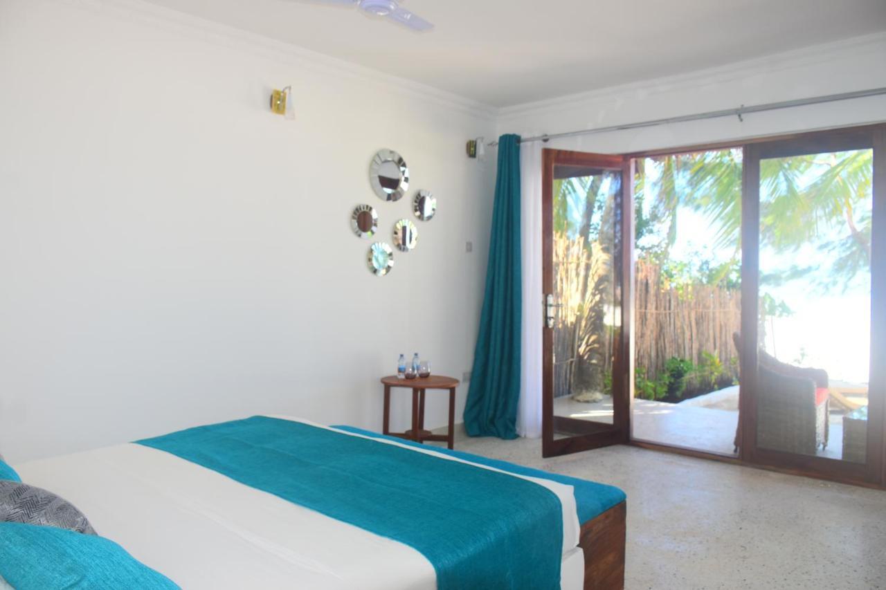 Bed and Breakfast Blue Palm Zanzibar Бвейю Екстер'єр фото
